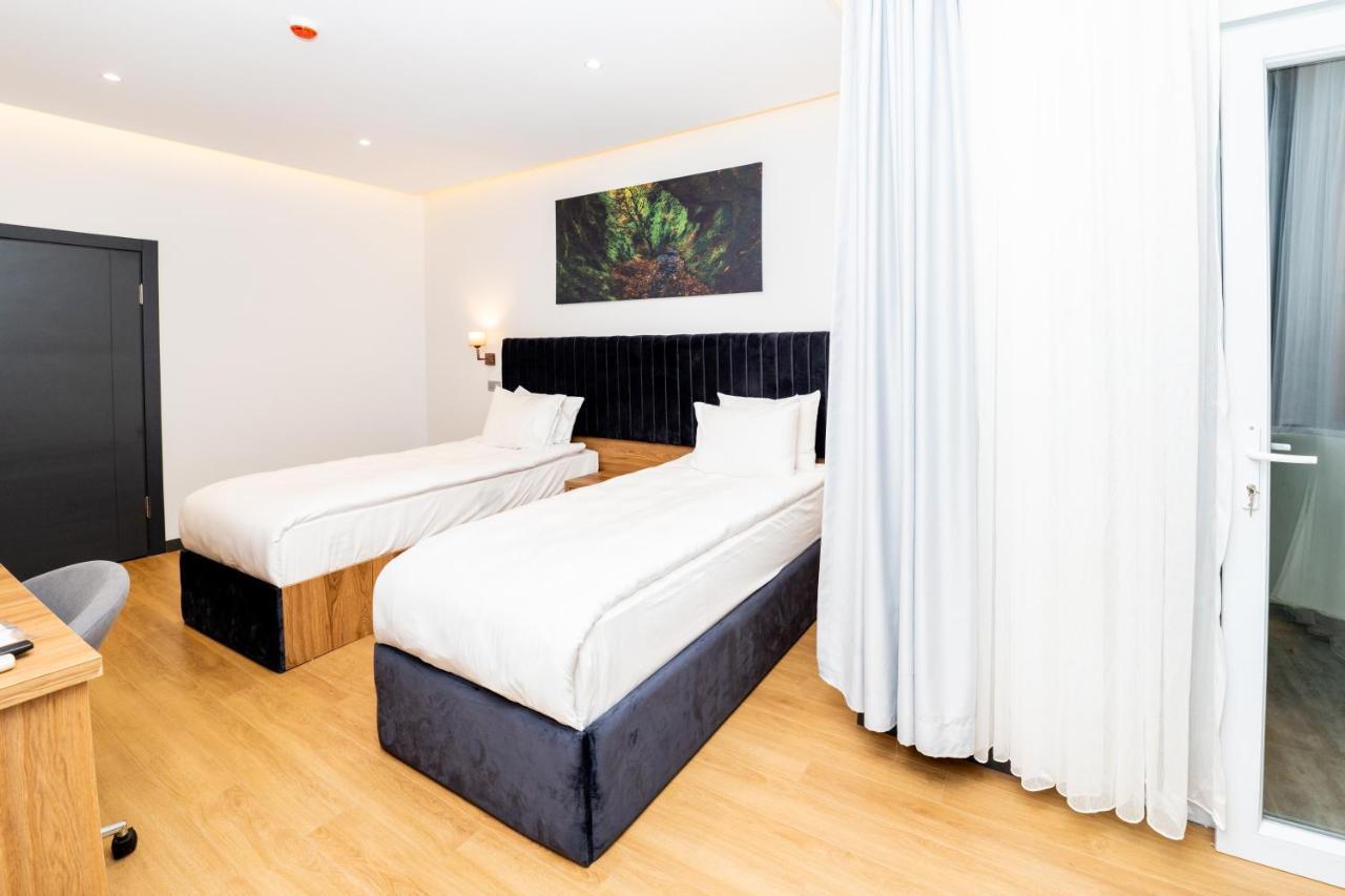 Business Life Hotel Bakirkoey Istanbul Exterior photo